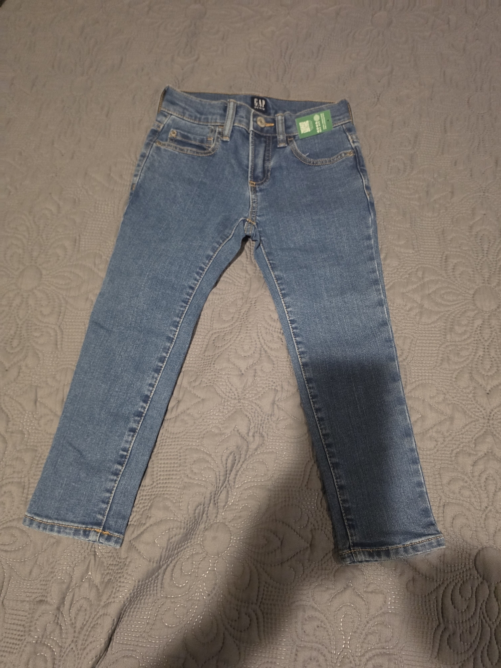 GAP Skinny Jeans in Mid Blue Wash